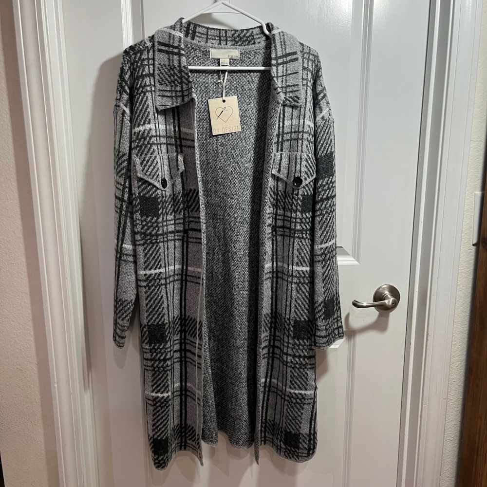 By Design Zelda Plaid Shacket Sweater Cardigan Grey Charcoal Ivory M01571M L